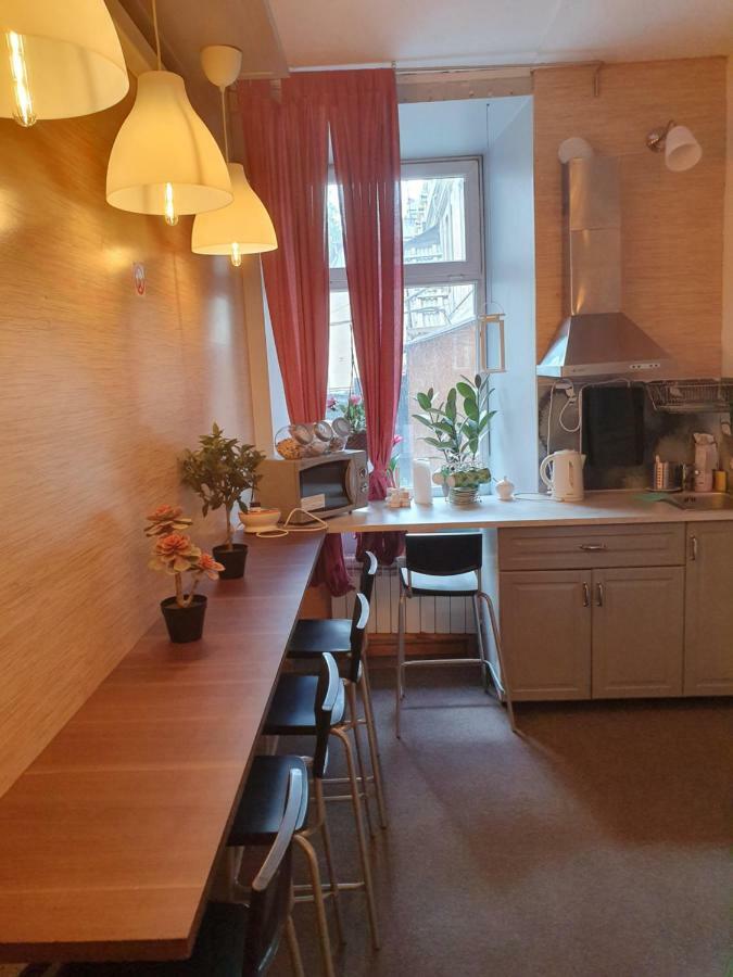 Come To Vilnius Hostel Self Check In Bagian luar foto