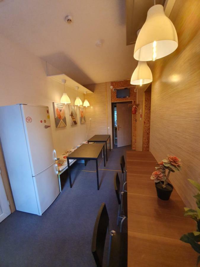 Come To Vilnius Hostel Self Check In Bagian luar foto